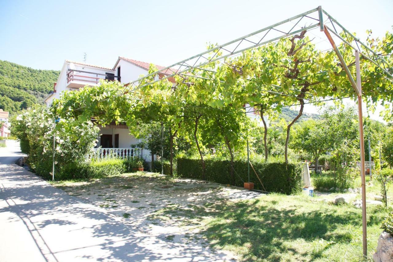 Apartments Slavica Rab Town Eksteriør bilde