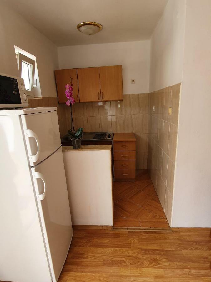 Apartments Slavica Rab Town Eksteriør bilde