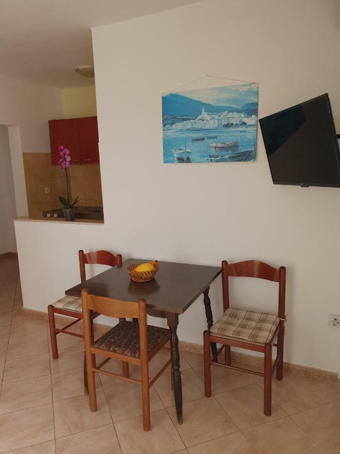 Apartments Slavica Rab Town Eksteriør bilde