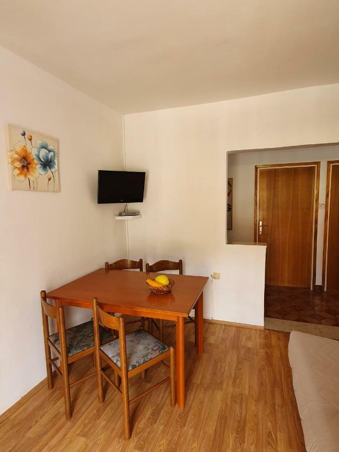 Apartments Slavica Rab Town Eksteriør bilde