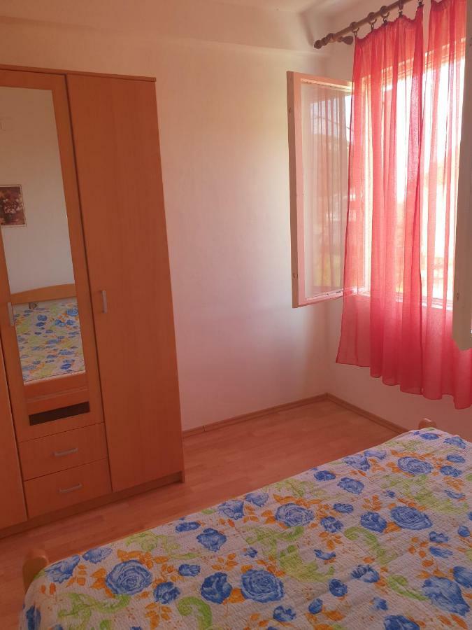 Apartments Slavica Rab Town Eksteriør bilde